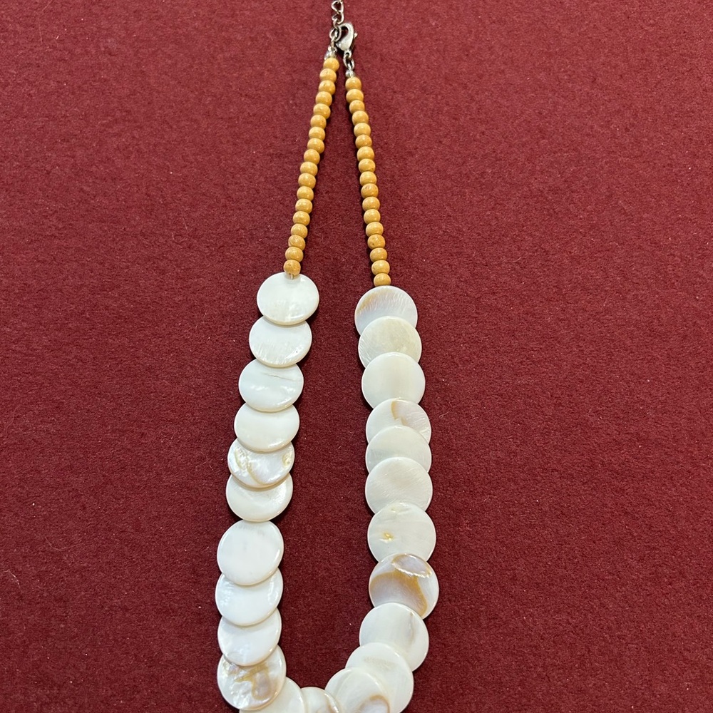 Mother Of Pearl Elegant White and Tan Beaded Necklace